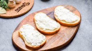 Бутерброды с форелью и творожным сыром
