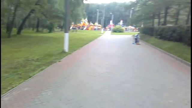 AirSelfie 2 - летающая камера смотреть онлайн