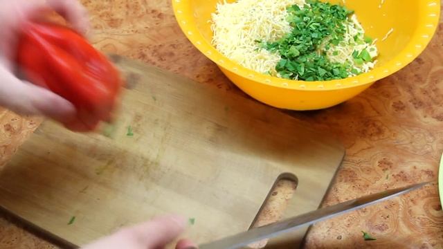 КУРИНЫЕ ЗРАЗЫ С СЫРОМ И ПЕРЦЕМ =)