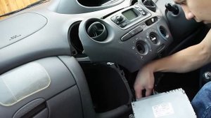 How To Remove Toyota Yaris Head Unit CD Player