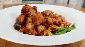 Вкусная солянка из капусты с курицей и копчёными ребрышками