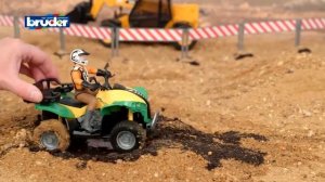 Квадроцикл с гонщиком Bruder 63-000 63000