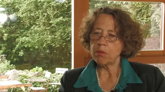 Warum ich mit der Impferei aufhörte - Interview mit Juliane Sacher (Auszug) смотреть онлайн