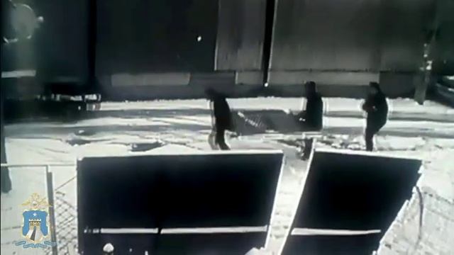 Ессентукские полицейские задержали подозреваемого в краже ворот смотреть онлайн