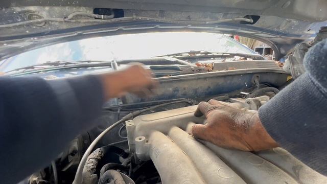 2004 Hyundai Sonata 2.7 Spark Plugs Replacement