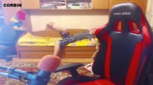 Пьяный ПОРЕЗАЛ НОГУ!