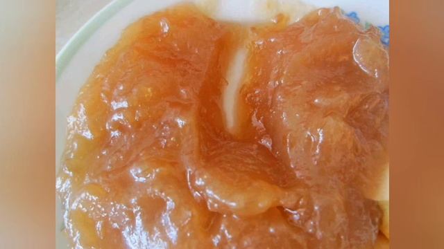 Песочное пирожное ,,Прелесть", с ароматным яблочным повидлом,и  нежной помадкой)