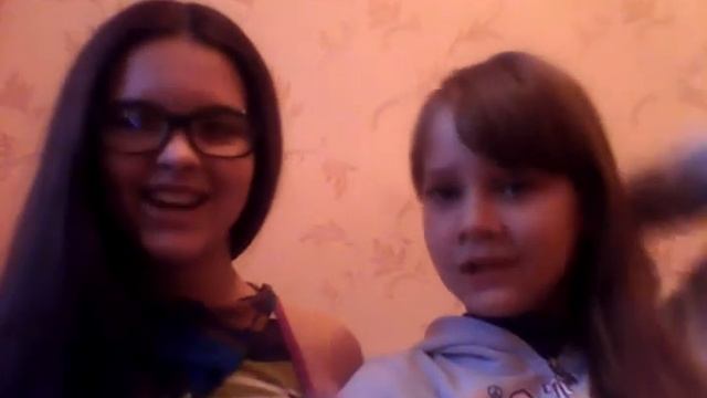 Что подарить лучшей подруги  на день рождения???