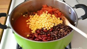 Макароны с фасолью в томатном соусе