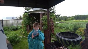 ЖАРИМ С СЫНОМ ШАШЛЫКИ НА ДАЧЕ