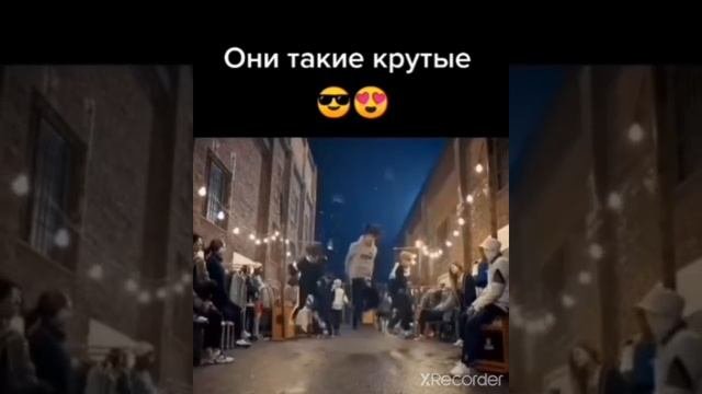 Наши любимые красавчики.