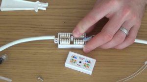 How To REPAIR or EXTEND a CAT5e / CAT 6 Network Ethernet cable using a junction box