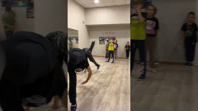 ОБУЧЕНИЕ КАПОЭЙРА КРУТАЯ СВЯЗКА ДВИЖЕНИЙ #капоэйра #обучение