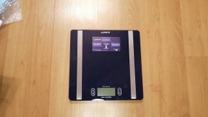 Напольные весы SCARLETT SC-BS33ED82. Обзор