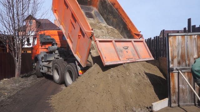 Песок. Целый КАМАЗ песка. смотреть онлайн