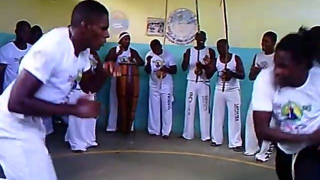 Batizado de Capoeira do Grupo Raizes Negras смотреть онлайн