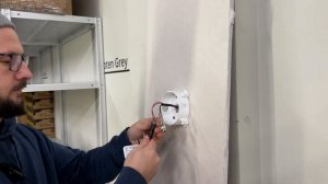 Монтаж КАМЕРЫ на СТЕНУ / + Обжим BNC / Используем Распределительные Коробки