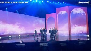 ATEEZ - UTOPIA [THE WORLD EP.2 : OUTLAW SHOWCASE]