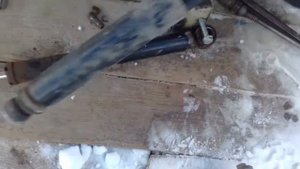 Замена заднего амортизатора на Джили МК от Шевролет Ланос