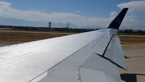 Взлет самолета - Бойнг 767, авиакомпания Эйр Астана, рейс Анталия - Алматы