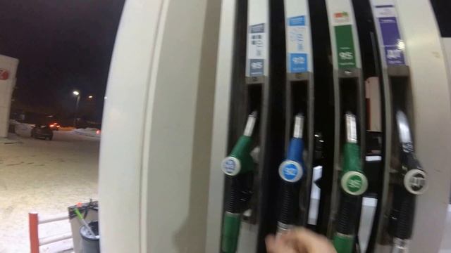 Марамои хотели сэкономить на газели. Вызвали просто такси.