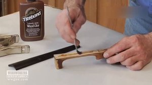Ремонт грифа скрипки протеиновым клеем Titebond® Liquid Hide Glue