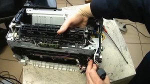 МФУ hp laserjet M227 не качественная печать, застревание бумаги. Замена узла закрепления.