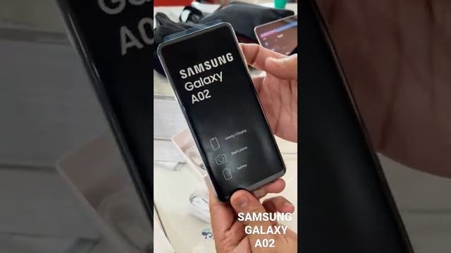 Samsung Galaxy A02 unboxing