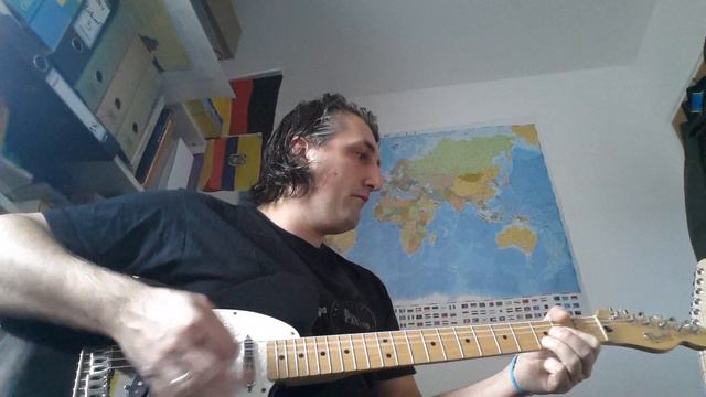 Squier Affinity Telecaster vs Fender Standard Telecaster Review Test demo смотреть онлайн