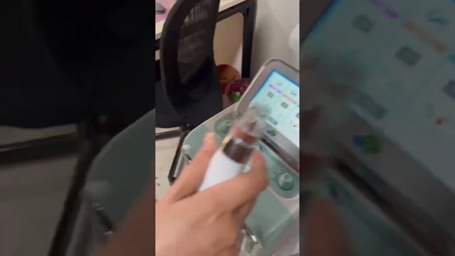 How to Clean the Handle of 2nd Gen Professional Hydro Dermabrasion Machine смотреть онлайн