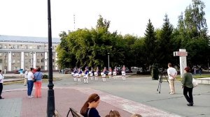 Девушки с барабанами. Репетиция ко Дню города-2020