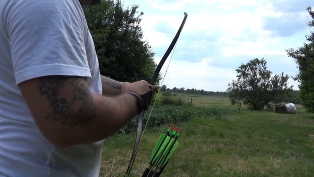 Подходящий Лук. Много фунтов. смотреть онлайн