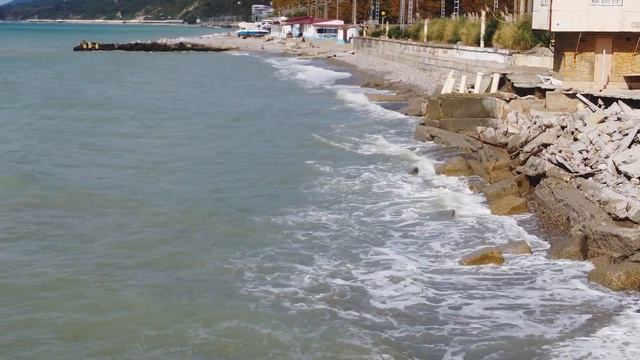 Ждем когда рухнет бетонная избушка! Пляж "Свирский" Октябрь 2021.?ЛАЗАРЕВСКОЕ и Я смотреть онлайн