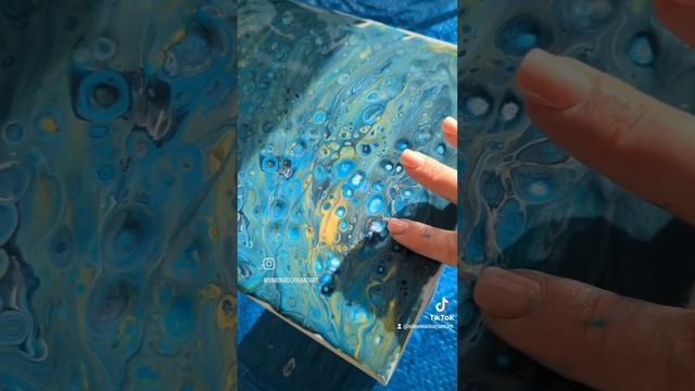 #acrylicpour #acrylicpouring #pourpainting #art #acrylicpourar  #pouringpaint #paintpouring