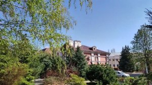 весна сквер троицкого собора