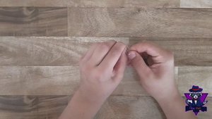 Как сделать подставку для телефона из скрепки ?