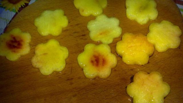Канапе фруктовое