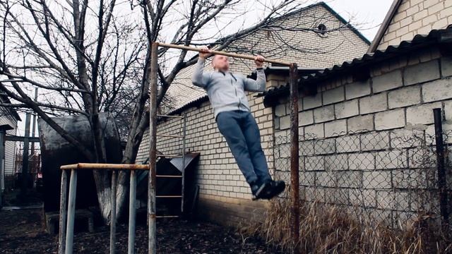 Как ПРАВИЛЬНО ПОДТЯГИВАТЬСЯ на турнике. (Техника подтягиваний)