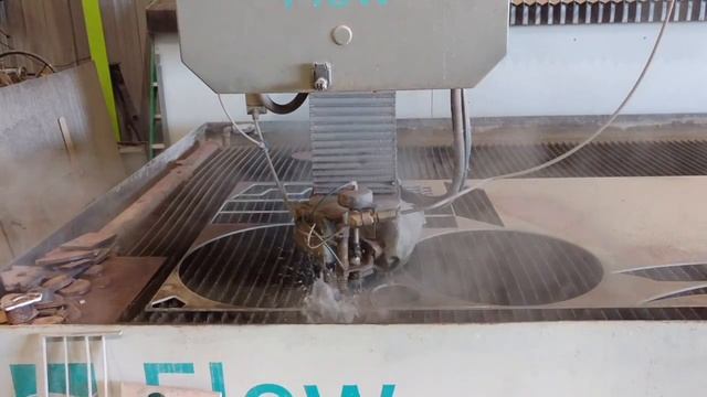 Резка водой с точностью скальпеля. Гидроабразивная резка металла. Станок с ЧПУ (CNC) смотреть онлайн