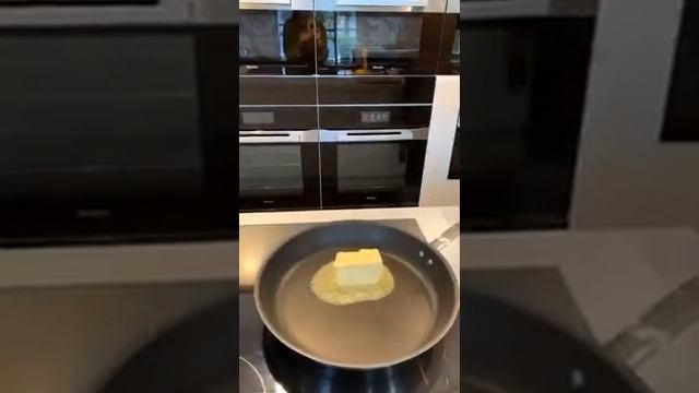 Окунь с ореховым соусом в пароварке Miele l Мерчук смотреть онлайн