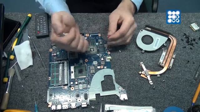 Ноутбук ACER V3 571G разбор и чистка системы охлаждения смотреть онлайн