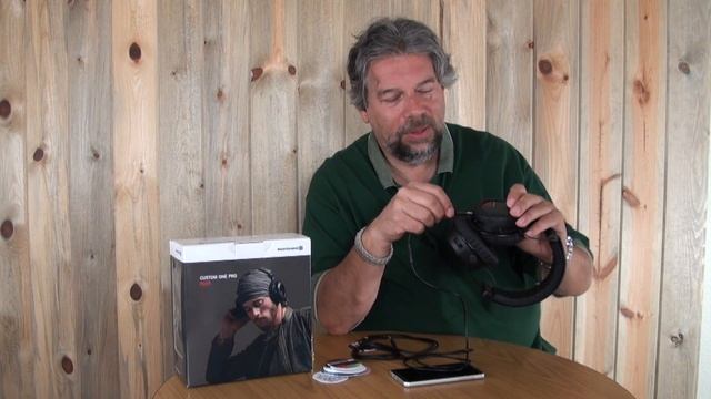 Beyerdynamic Custom One Pro Plus Headphones with Super Bass Boost - REVIEWED! смотреть онлайн