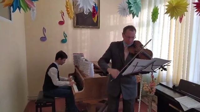 Даньков Олександр, Резніченко Сергій Іванович - О. Кравчук "Гумореска" смотреть онлайн