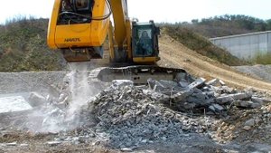 Дробилки HARTL - бетон, жби, шпалы, гранит, речной камень (ПГС), плитка