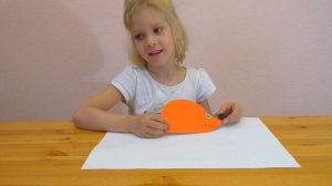 Аппликация. Осенние поделки из цветной бумаги. Как сделать бумажного ежика.