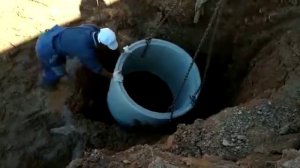 Устройство приемного дренажного колодца