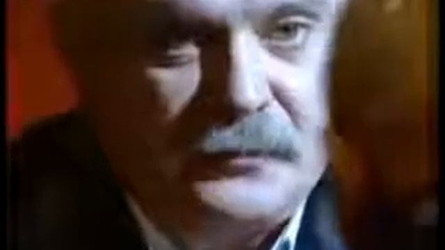 Михалков Никита Сергеевич любит пинаться как Конь смотреть онлайн