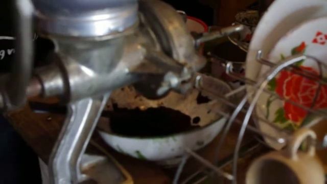 Tungna Café & Gallery, Amphawa # coffee grinder смотреть онлайн