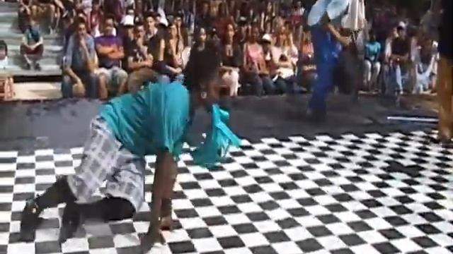 Figure2Style vs Zygomatik Battle Dijon 04/07/09 смотреть онлайн