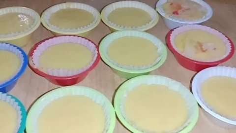 CONDENSED MILK FRUITY CUPCAKE/ STEAMED CONDENSED MILK FRUIT COCKTAIL/ PANLASANG PINOY RECIPE